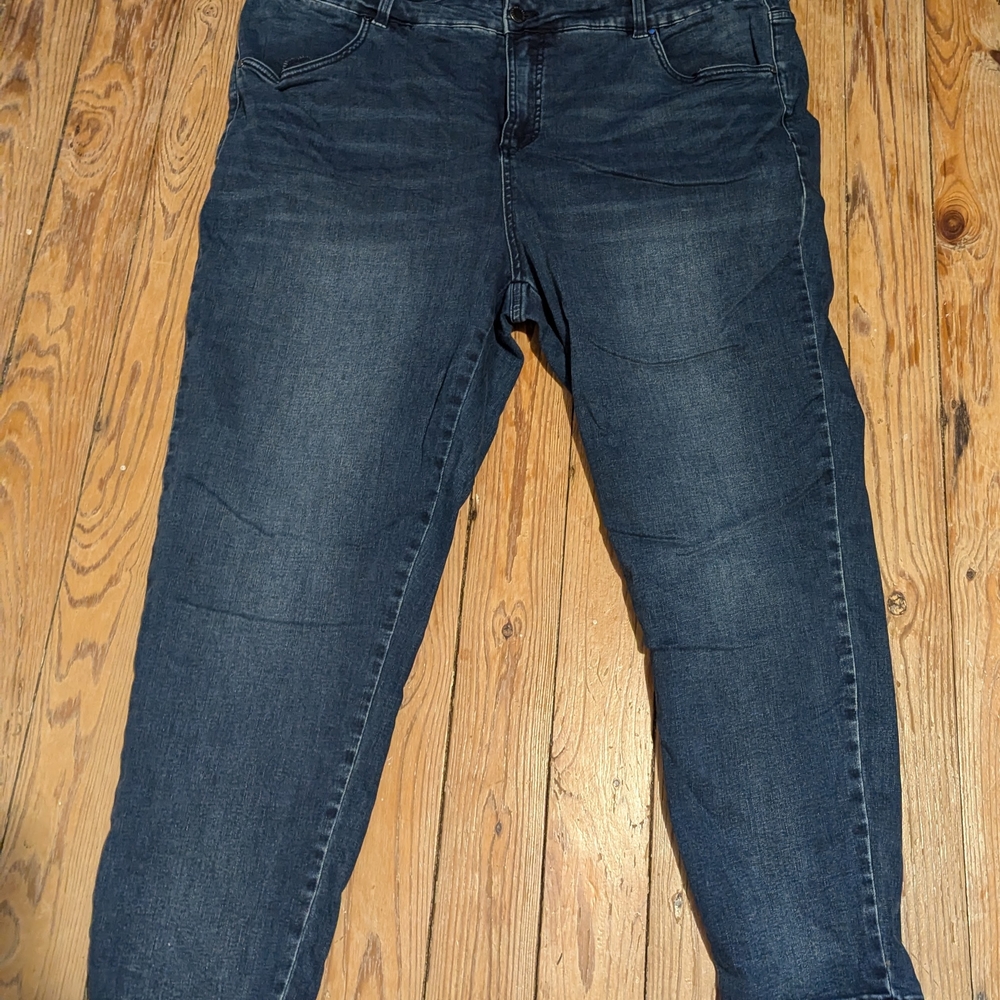Universal Standard Blue Ankle Cropped Jeans